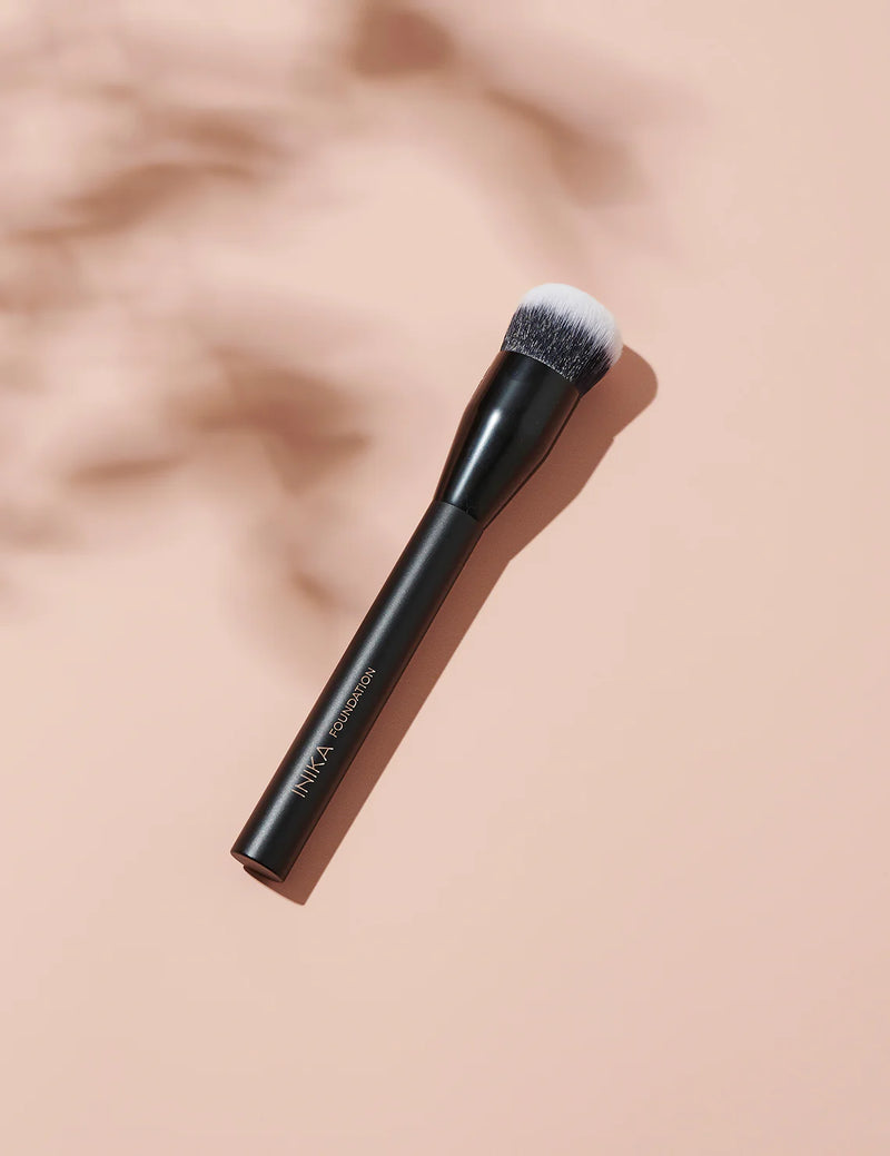 INIKA Brush Foundation