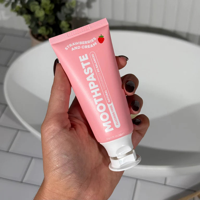 MooGoo Kids Moothpaste Strawberries & Cream 50g – Gentle Natural Toothpaste for Children